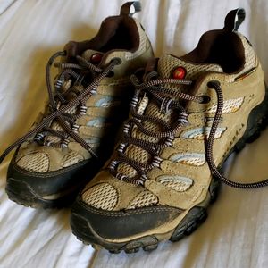Womens Merrell hiking shoes